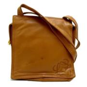 Pre-owned Leather shoulder-bags Loewe Pre-owned , Brown , Dames