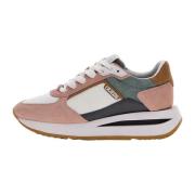 Roze Runner Sneakers met Suède Inzetstukken Guess , Multicolor , Dames