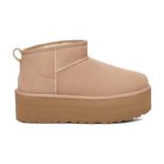 Beige Enkellaarzen voor vrouwen UGG , Beige , Dames