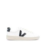 Witte Sneakers met Gladde Korrel Applicatie Veja , White , Dames