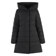 Donsjack met capuchon, polyester vulling Woolrich , Black , Dames