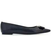 Platte schoenen voor vrouwen Salvatore Ferragamo , Black , Dames