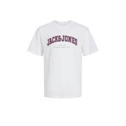 JACK & JONES JUNIOR T-shirt JJECALEB VARSITY met logo wit Jongens Kato...