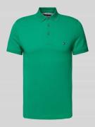 Slim fit poloshirt met labelstitching