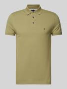 Slim fit poloshirt met labelstitching