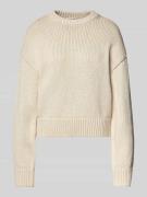 Gebreide pullover met extra brede schouders