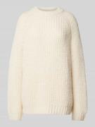 Gebreide pullover met ronde hals, model 'Leslie'