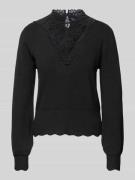 Comfort fit gebreide pullover met kanten detail en ballonmouwen, model...