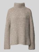 Gebreide pullover met opstaande kraag, model 'GABELLA'