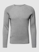 Gebreide pullover met ribboorden