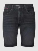 Korte jeans met labeldetail, model 'RONNIE'