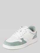 Lage sneakers met details van wildleer