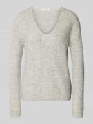 Gebreide pullover met V-hals