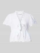 Blouse met broderie anglaise en V-hals