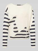 Gebreide pullover met ajourpatroon