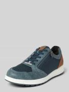 Sneakers met vetersluiting