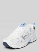 Sneakers met vetersluiting