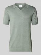 Slim fit poloshirt met V-hals, model 'Ecovero'