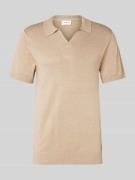 Slim fit poloshirt met V-hals, model 'Ecovero'