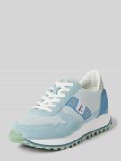 Sneakers met vetersluiting, model 'MILLEN'