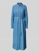 Jeansjurk met strikceintuur, model 'Sicca'