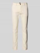 Slim fit chino met achterzakken