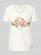 T-shirt met geribde V-hals, model 'Nadine'