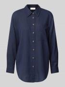 Relaxed fit linnen blouse met borstzak, model 'Lava'