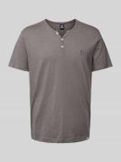 T-shirt met serafinohals