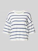 Gebreid shirt met extra brede schouders en ronde hals