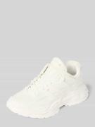 Sneakers met vetersluiting en labeldetail, model 'BELLUNO LOW'