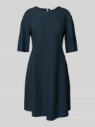 Uitlopende mini jurk van een mix van lyocell en linnen