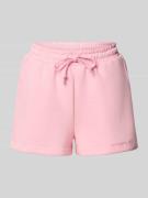Regular fit sweatshorts met labelstitching