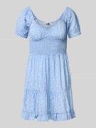 Mini-jurk van viscose met smokdetails