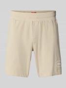 Korte broek met labelprint en elastische band, model 'Laze'
