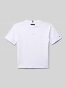 T-shirt met logostitching