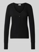 Shirt met lange mouwen, V-hals en knoopsluiting, model 'KORDELIA'