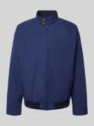 Jack met opstaande kraag en labelpatch