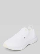 Lage sneakers in gebreide look