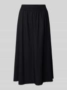 Uitlopende midirok van puur katoen