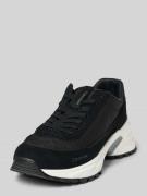Sneakers met vetersluiting
