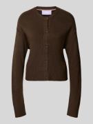 Gebreid jack met knoopsluiting, model 'NATALIE'