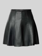 Minirok in leerlook met ritssluiting