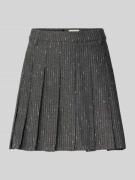 Plooirok met knoopsluiting, model 'TRINA'