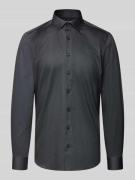 Body fit zakelijk overhemd met kentkraag