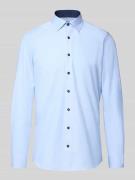 Body fit zakelijk overhemd met kentkraag