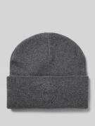 Beanie met labeldetail