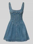 Getailleerde vrijetijdsjurk van puur katoen