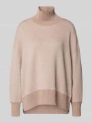 Sweatshirt met opstaande kraag en extra brede schouders