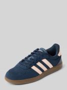 Sneakers met vetersluiting